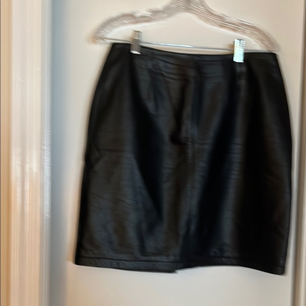 Classic Black Leather Skirt